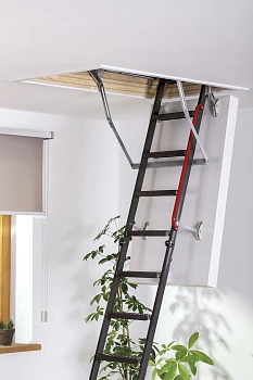 Лестница  Fakro LME 70х140х305 Лестница  Fakro LME 70х140х305